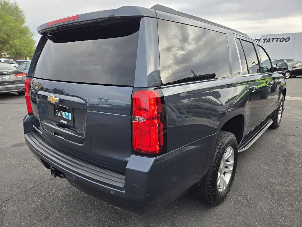 2019 Chevrolet Suburban Image 5