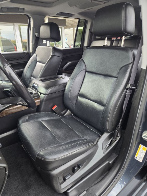 2019 Chevrolet Suburban Image 7