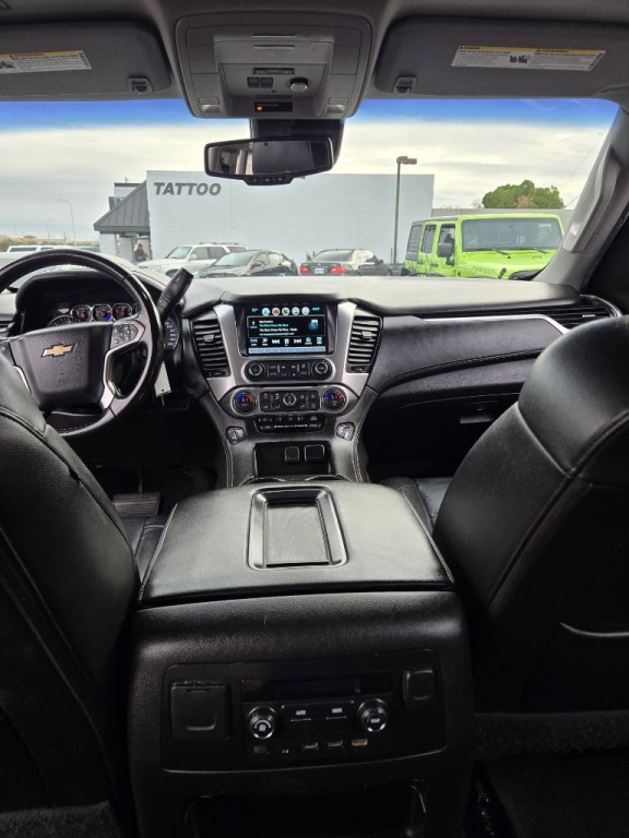 2019 Chevrolet Suburban Image 12