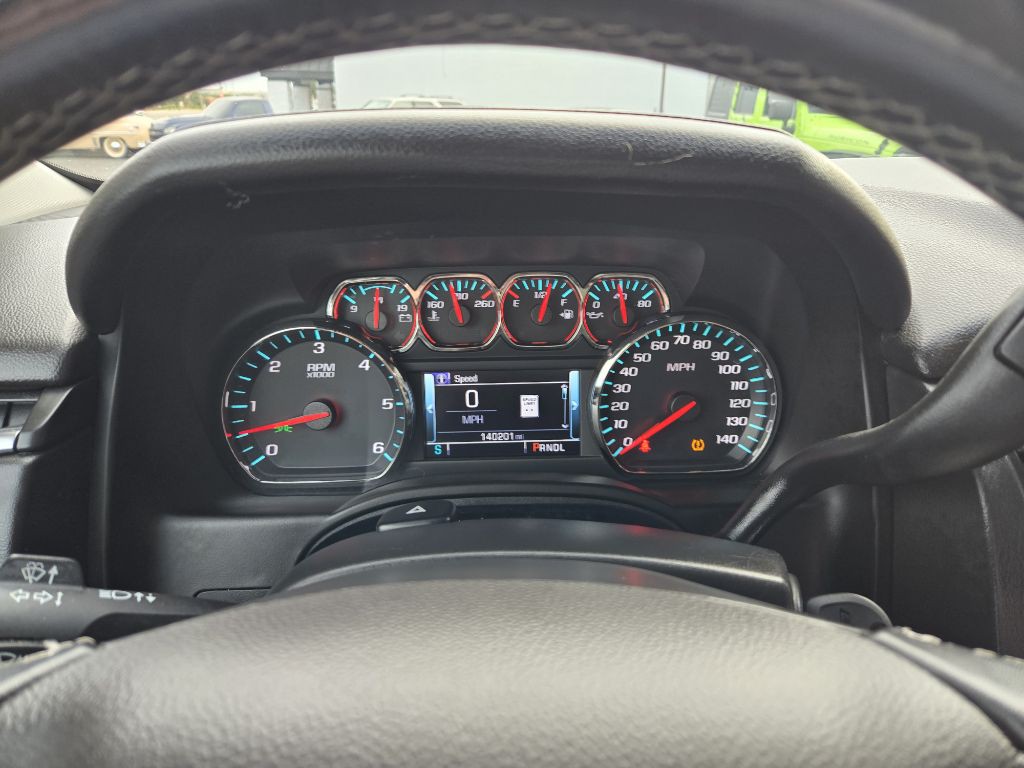 2019 Chevrolet Suburban Image 23