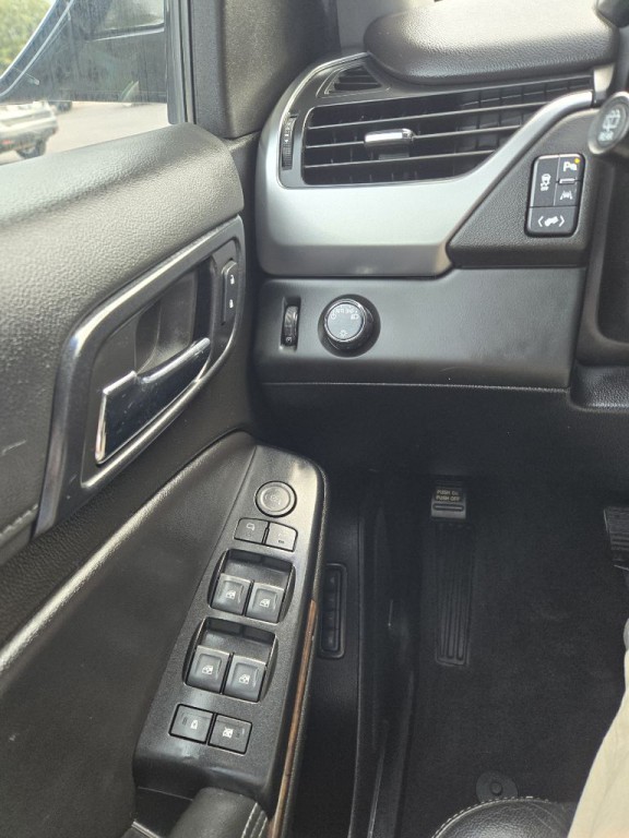 2019 Chevrolet Suburban Image 27