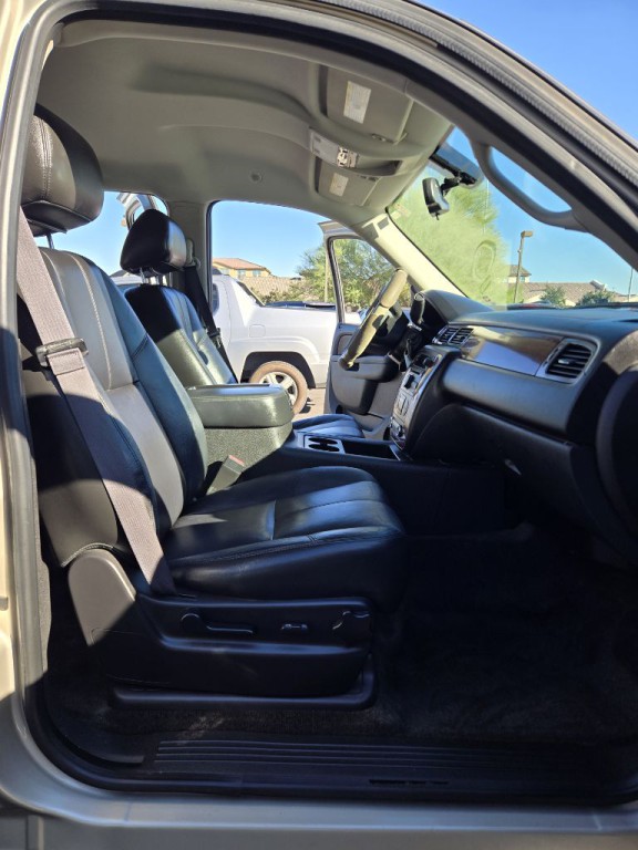 2013 Chevrolet Tahoe Image 19