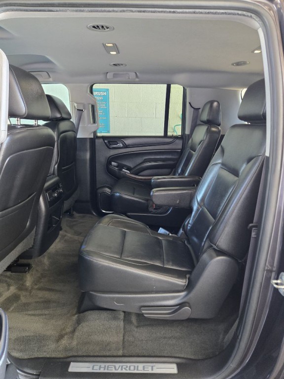 2015 Chevrolet Suburban Image 13