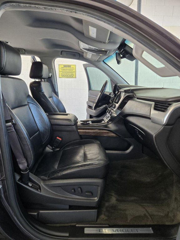 2015 Chevrolet Suburban Image 18