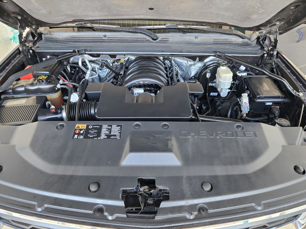 2015 Chevrolet Suburban Image 20