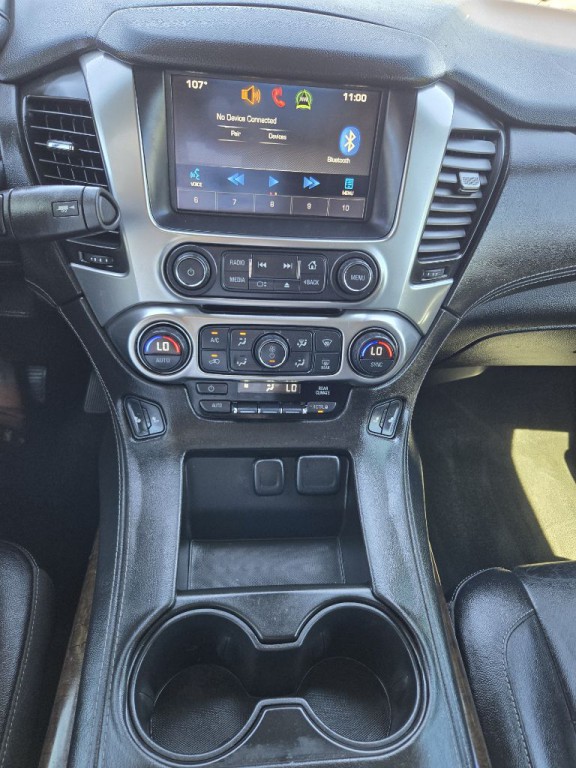 2015 Chevrolet Suburban Image 21