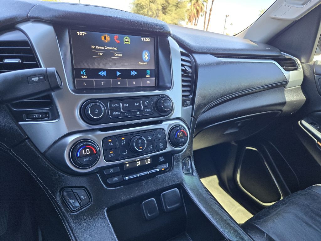 2015 Chevrolet Suburban Image 24