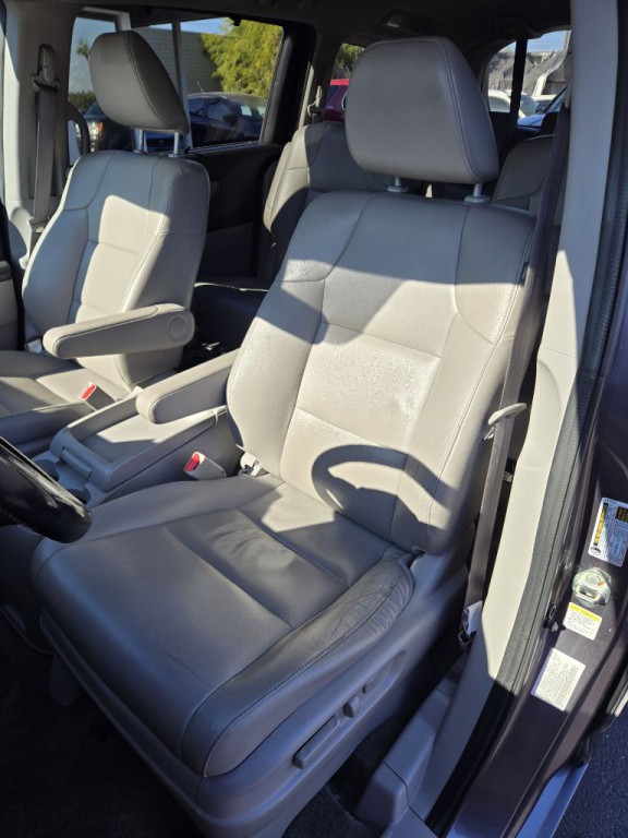 2016 Honda Odyssey Image 9