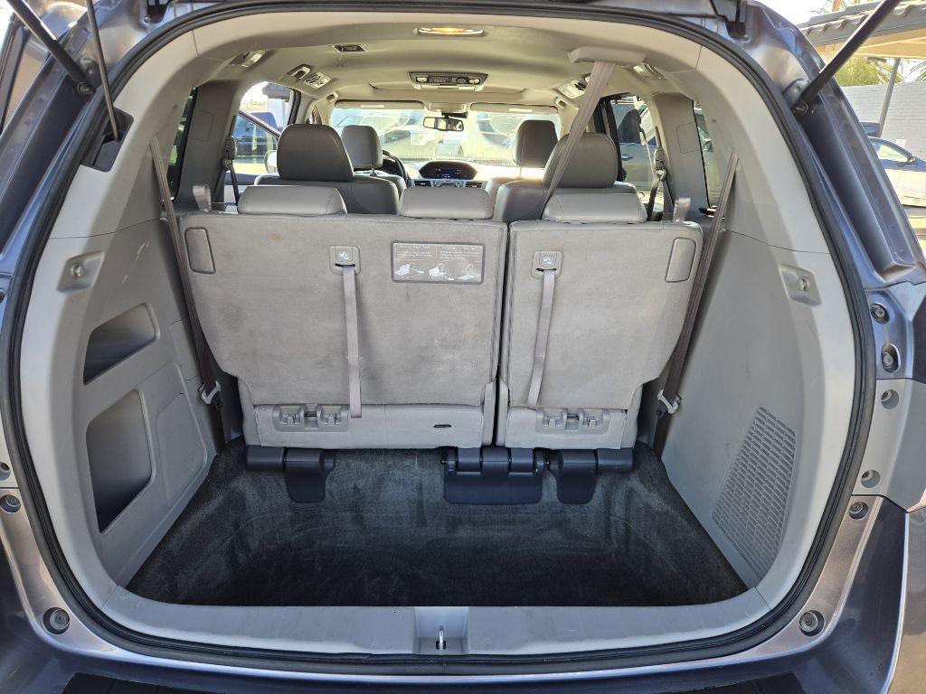 2016 Honda Odyssey Image 12