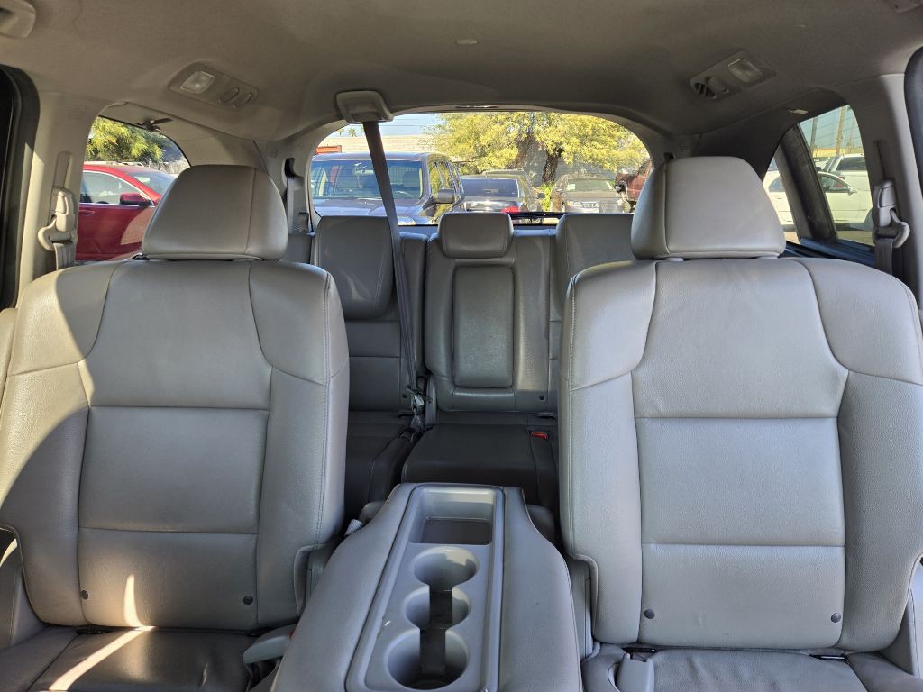 2016 Honda Odyssey Image 13