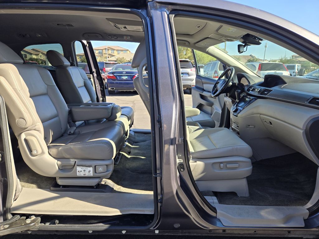 2016 Honda Odyssey Image 15
