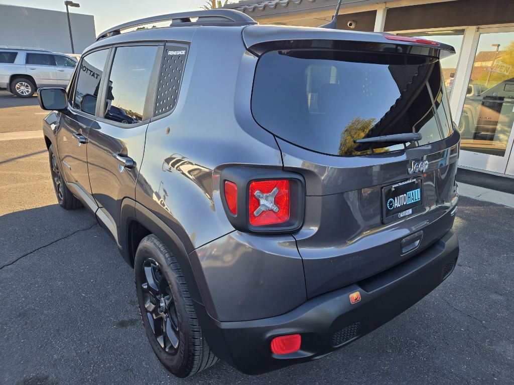 2018 Jeep Renegade Image 3