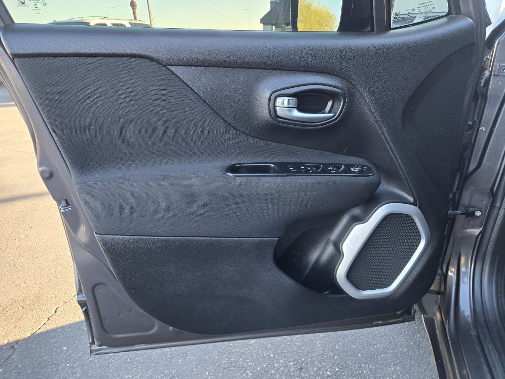 2018 Jeep Renegade Image 11