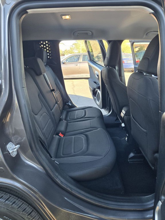 2018 Jeep Renegade Image 16