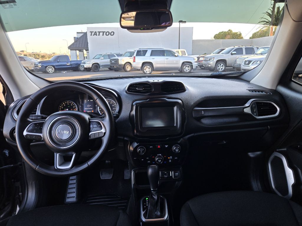 2018 Jeep Renegade Image 24