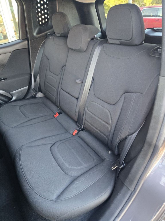 2018 Jeep Renegade Image 27