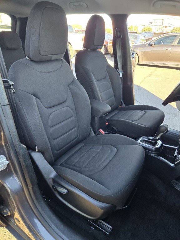 2018 Jeep Renegade Image 31