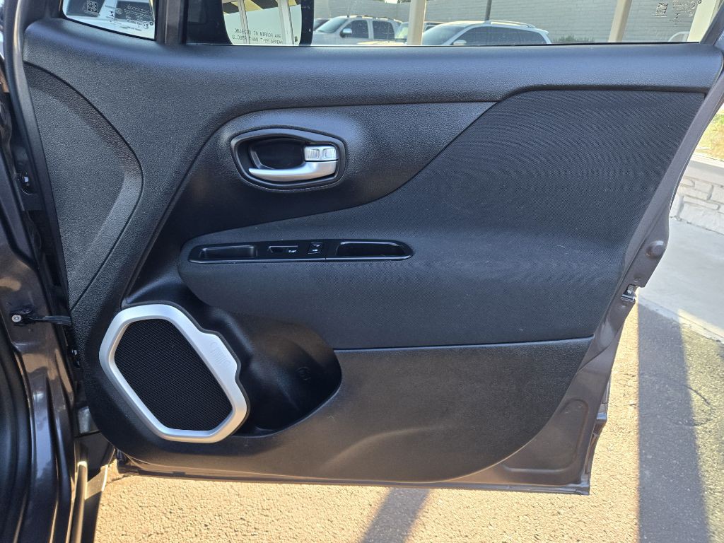 2018 Jeep Renegade Image 33