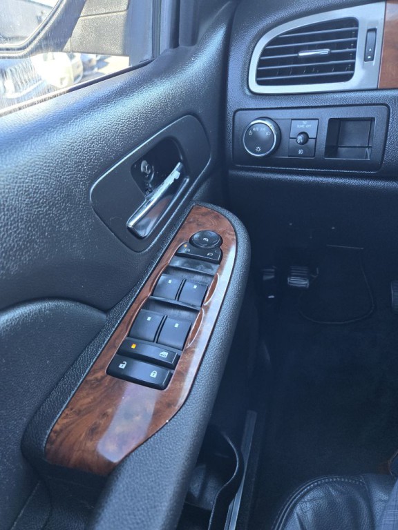 2008 Chevrolet Tahoe Image 26