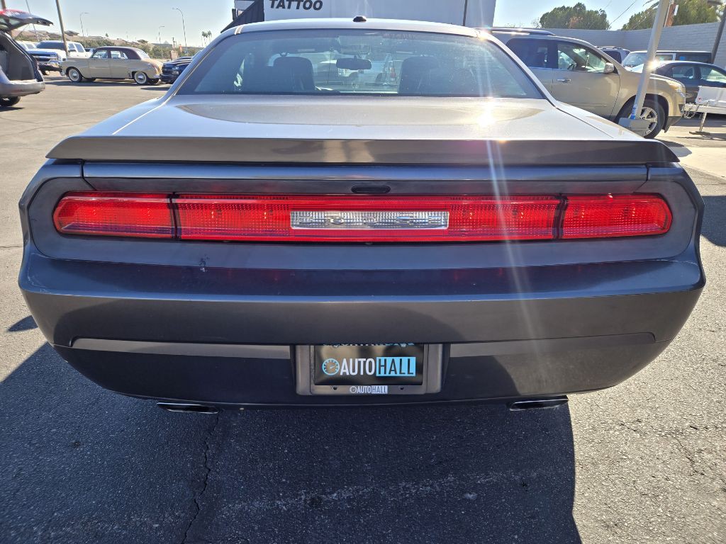 2013 Dodge Challenger Image 4