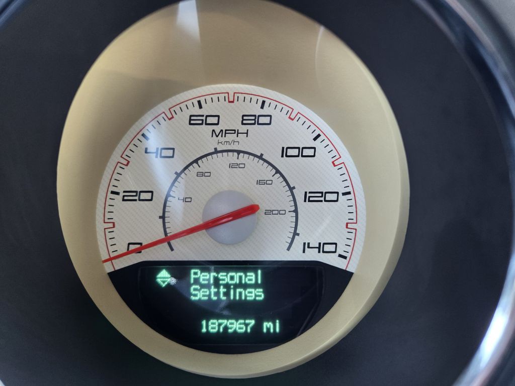 2013 Dodge Challenger Image 15