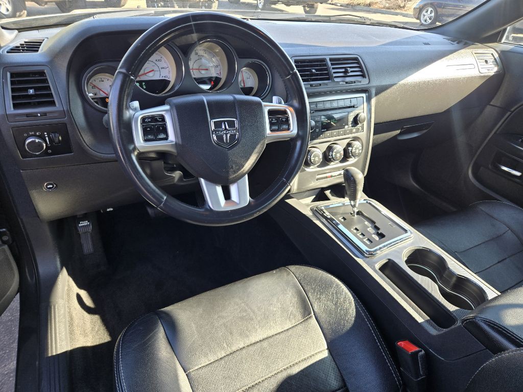 2013 Dodge Challenger Image 17