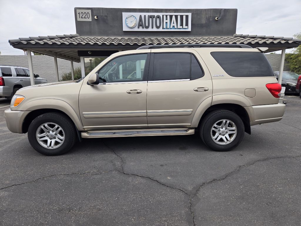 2005 Toyota Sequoia Image 2