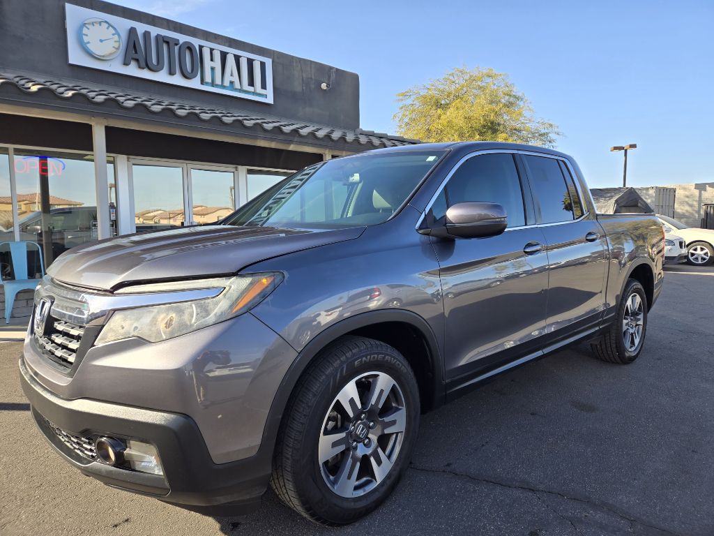 2017 Honda Ridgeline Image 1