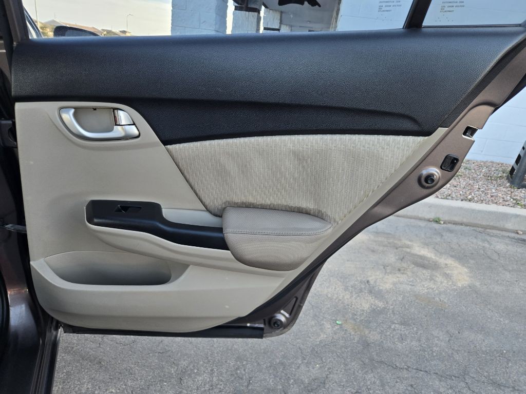 2015 Honda Civic Image 12
