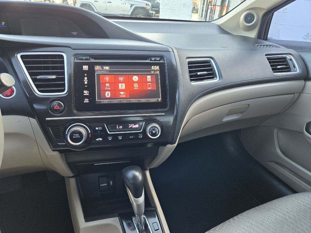 2015 Honda Civic Image 20