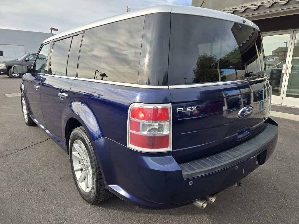 2011 Ford Flex Image 3