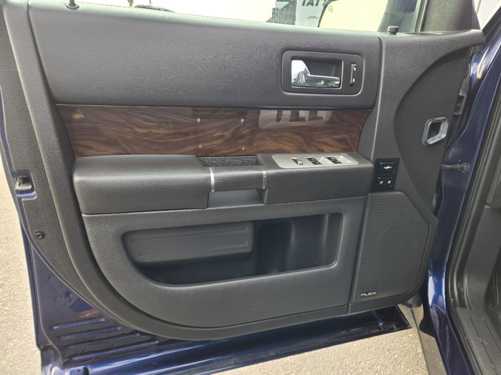 2011 Ford Flex Image 10
