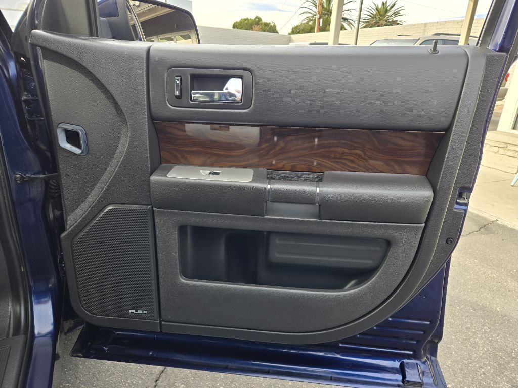 2011 Ford Flex Image 19
