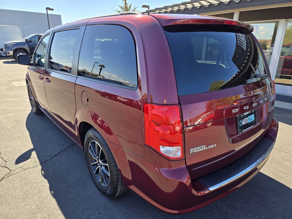 2018 Dodge Grand Caravan Image 3