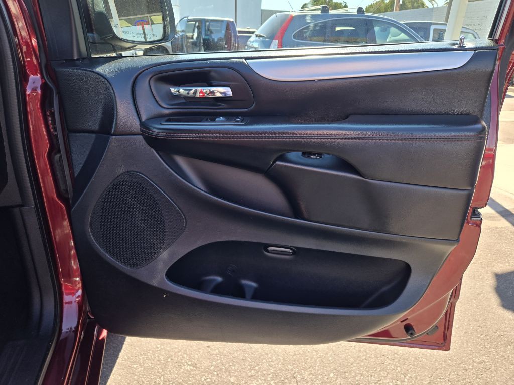 2018 Dodge Grand Caravan Image 19