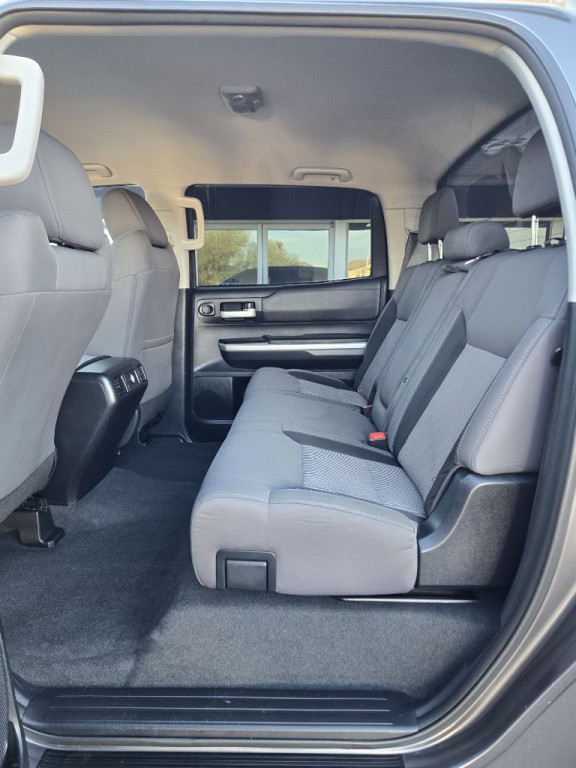 2014 Toyota Tundra Image 10