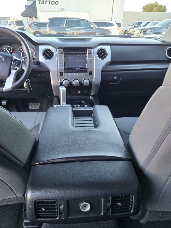 2014 Toyota Tundra Image 12