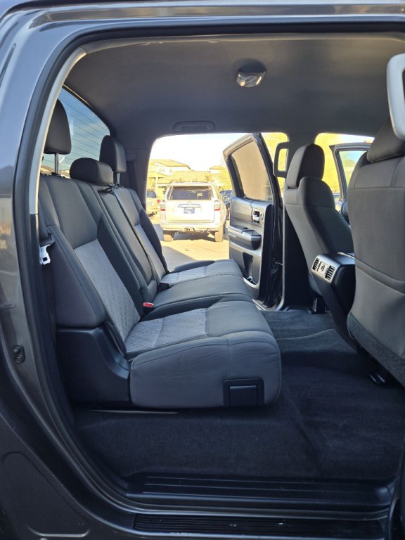 2014 Toyota Tundra Image 15