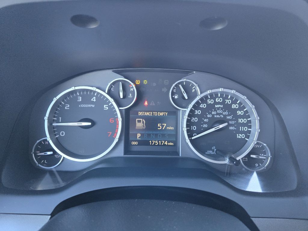 2014 Toyota Tundra Image 18