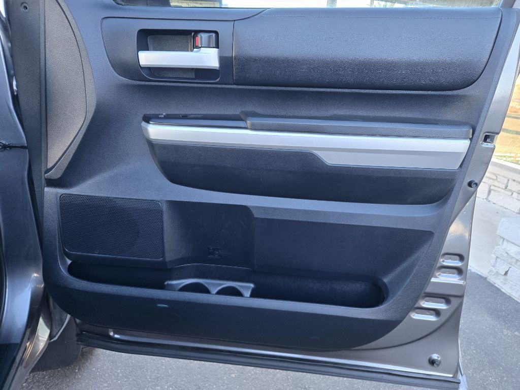 2014 Toyota Tundra Image 22