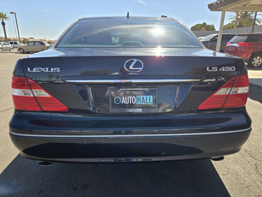 2004 Lexus LS Image 4