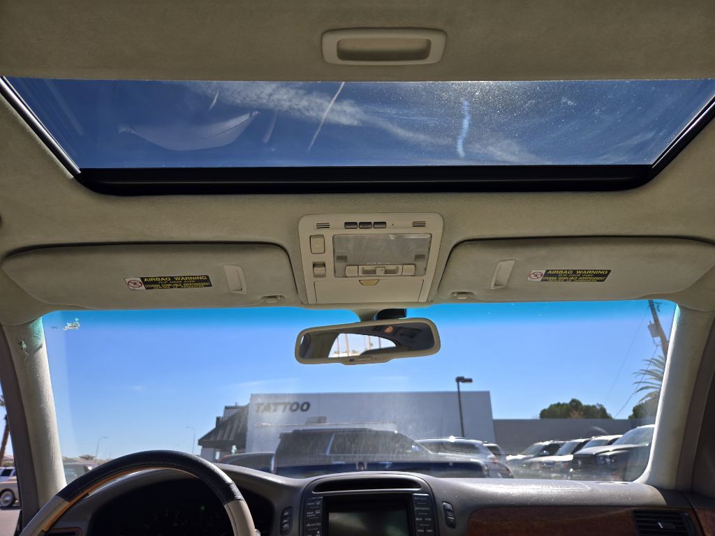 2004 Lexus LS Image 15