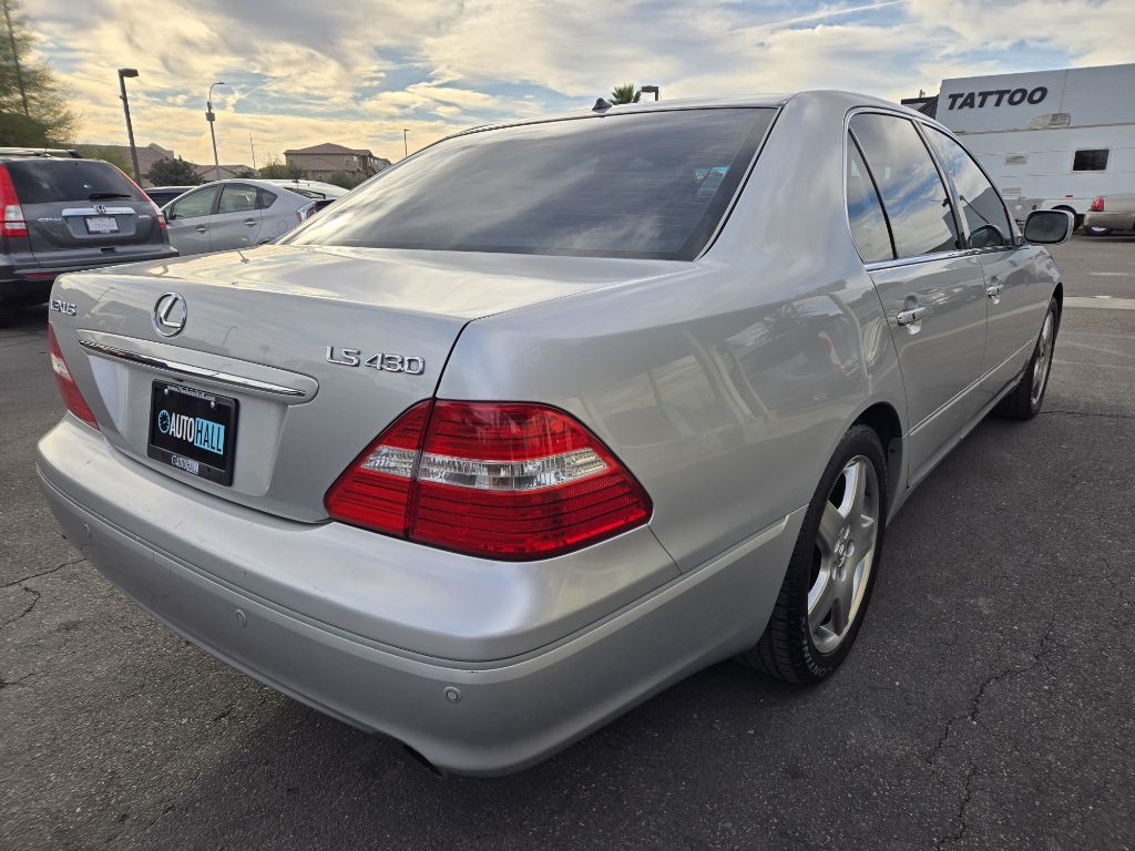 2005 Lexus LS Image 5