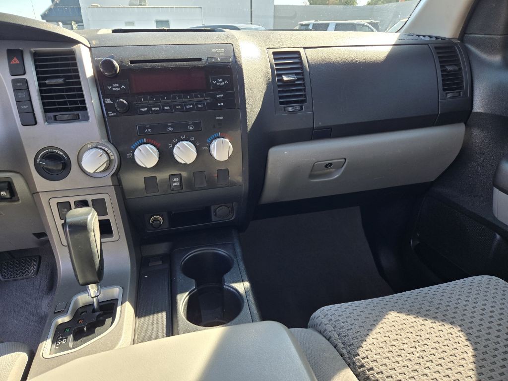2010 Toyota Tundra Image 12
