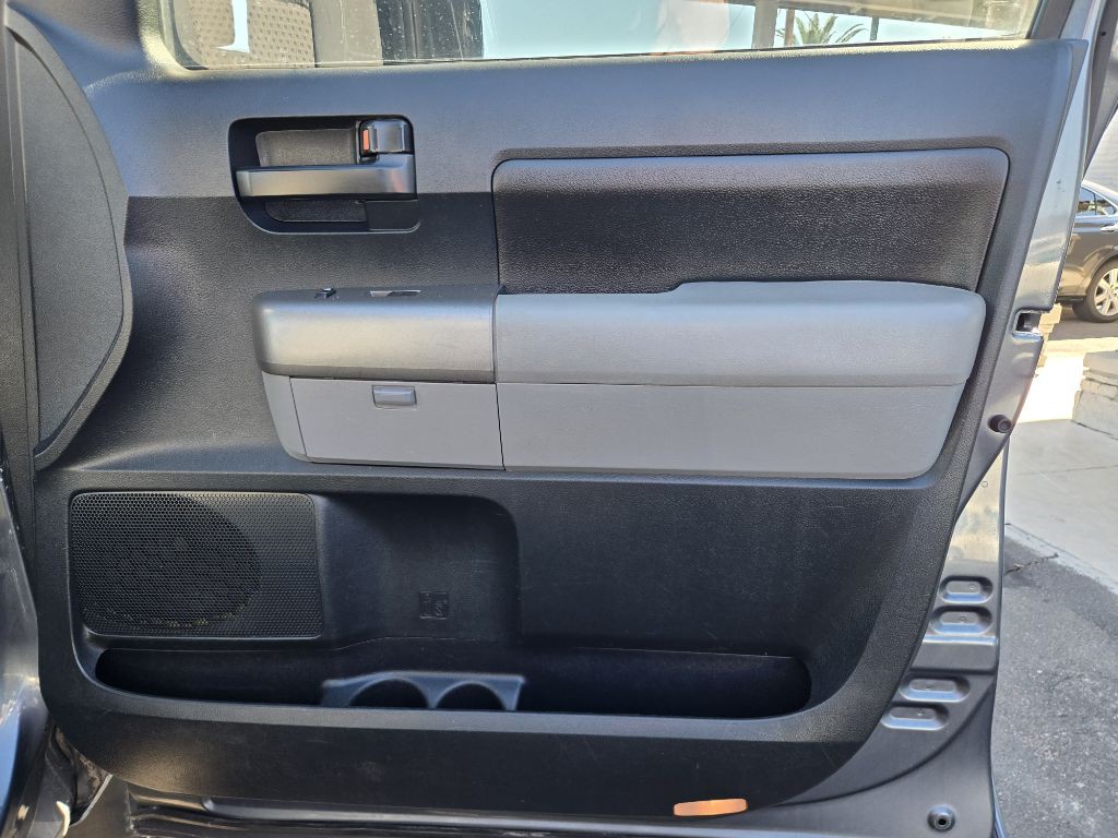 2010 Toyota Tundra Image 18