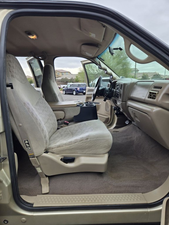 2000 Ford F-250 Image 16