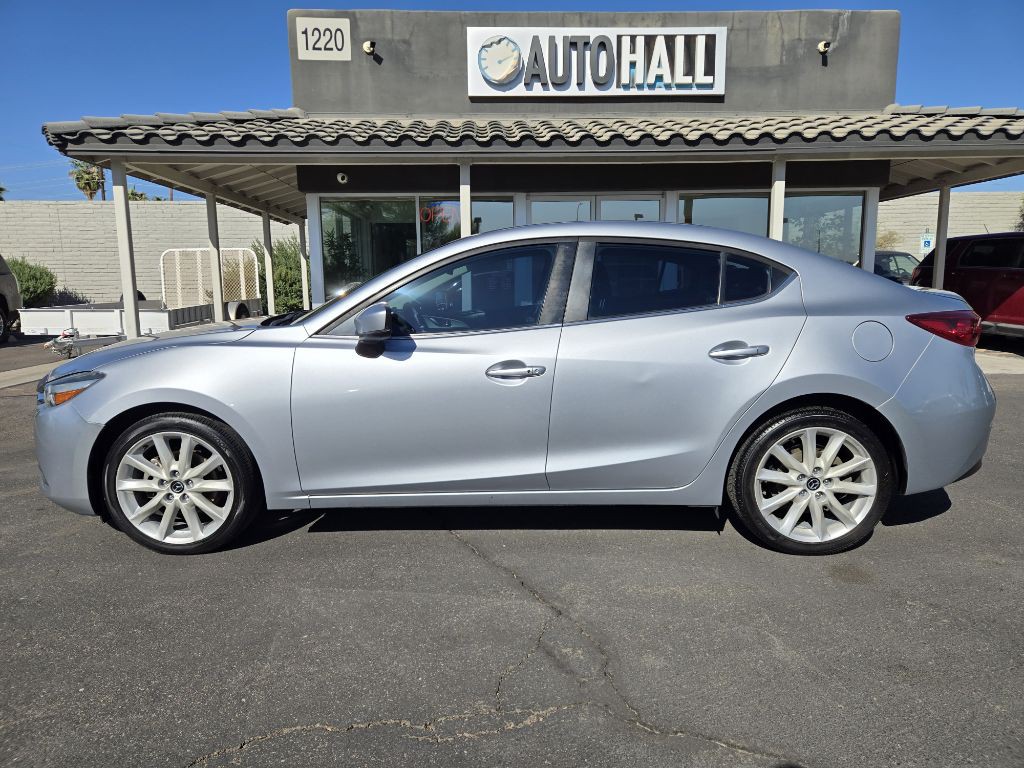 2017 Mazda Mazda3 Image 2