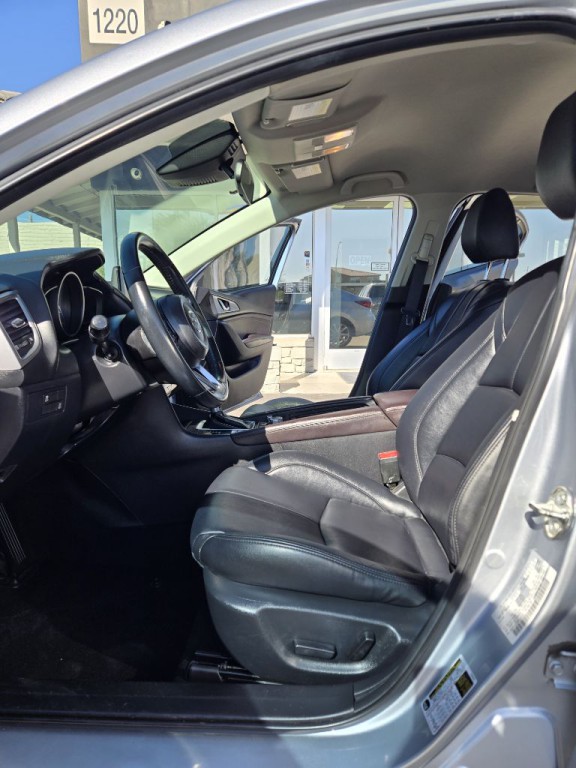 2017 Mazda Mazda3 Image 9