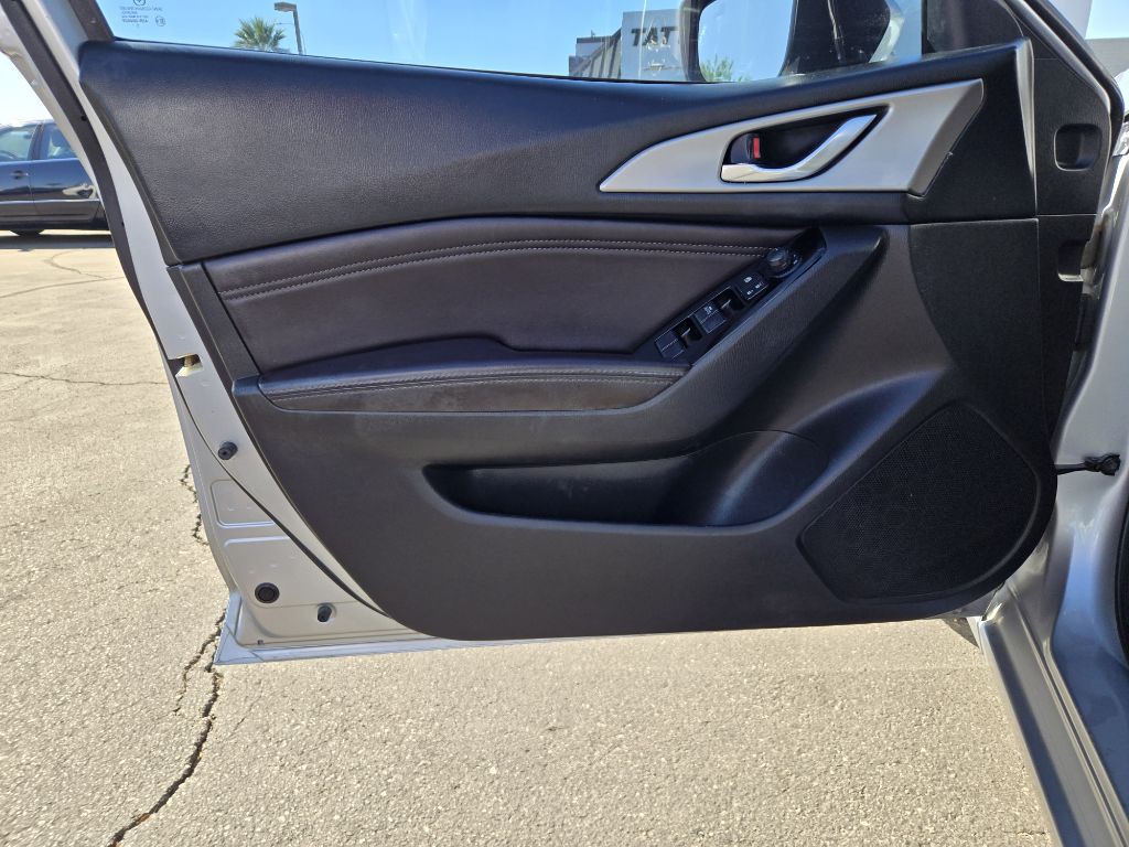 2017 Mazda Mazda3 Image 10