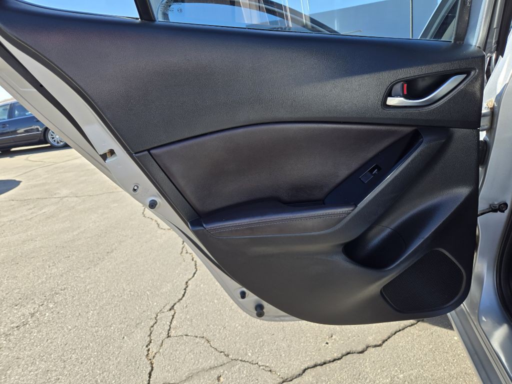 2017 Mazda Mazda3 Image 12